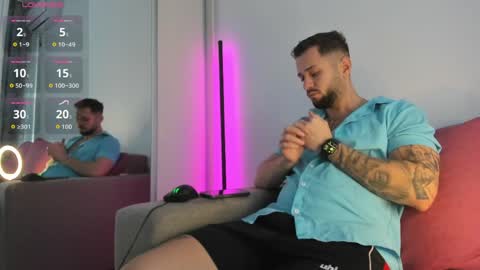 Nicholassx online show from April 4, 2:46 pm