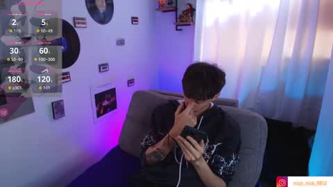 Snapshot of nick_bangover chatting on October 10, 7:08 pm Nico online show from October 10, 7:08 pm