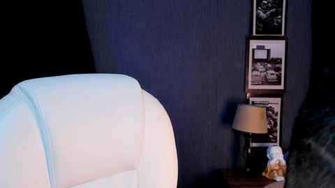 nick fenix online show from September 23, 6:29 am