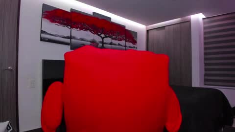 Snapshot of nick_klaus chatting on December 6, 11:19 pm Nick Klaus online show from December 6, 11:19 pm