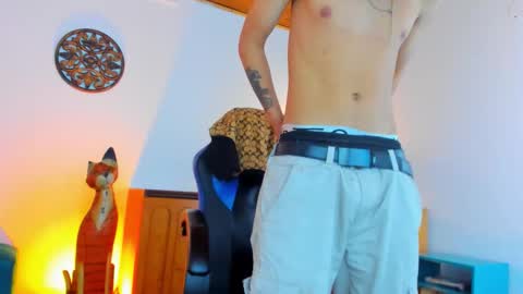 nick_nizzer online show from October 30, 11:55 am