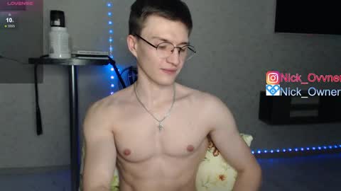 Nick online show from March 10, 11:27 pm