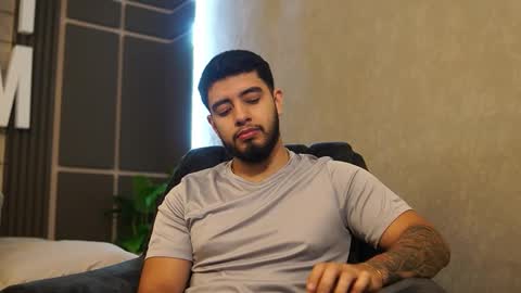 Jhohan online show from December 3, 12:50 pm