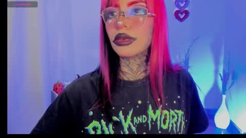 Snapshot of nicki_1 chatting on October 3, 7:38 am   Help me reach 100 thumbs up online show from October 3, 7:38 am