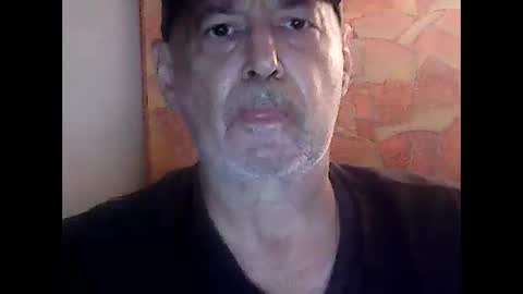 nickincali online show from December 2, 1:29 am