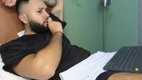 Nicolas              online show from February 11, 10:13 pm