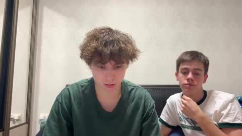Snapshot of nickoxide chatting on October 5, 5:09 pm nickoxide online show from October 5, 5:09 pm