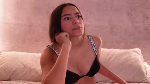 nicky and blake online show from October 27, 9:37 pm