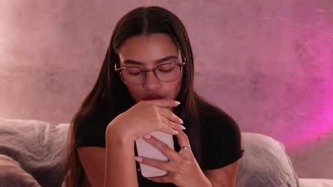 nicky and blake online show from February 14, 5:48 pm