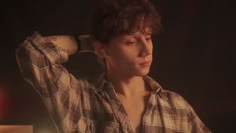 Nicky Neal online show from February 7, 8:31 pm