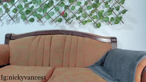 Snapshot of nicky_vance chatting on January 6, 7:24 pm nicky online show from January 6, 7:24 pm