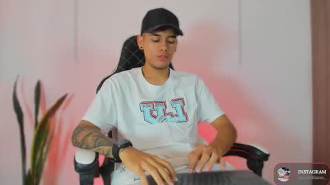 Nicky  online show from October 22, 12:51 pm