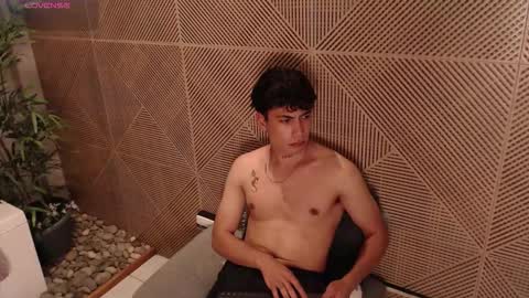 Nico  online show from January 5, 7:28 pm