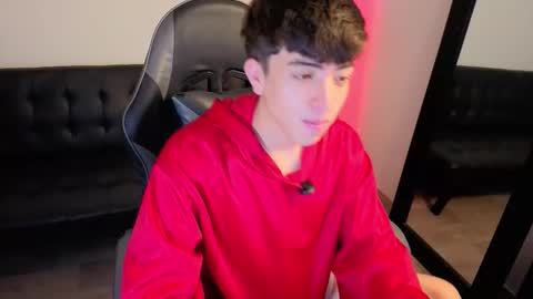 Nicolas online show from March 2, 8:48 pm