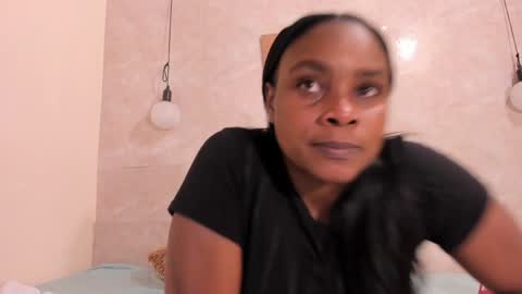 Nicol Villa online show from January 25, 12:05 pm