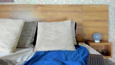 Nicolas online show from February 23, 8:28 am