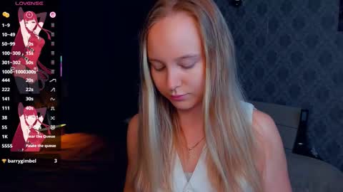 Nicoletta online show from September 14, 6:20 pm