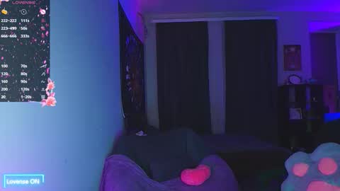 Kitty Nikki online show from October 23, 5:14 pm