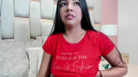 Snapshot of nicole_fisherr chatting on September 18, 6:17 am nicole_fisherr online show from September 18, 6:17 am