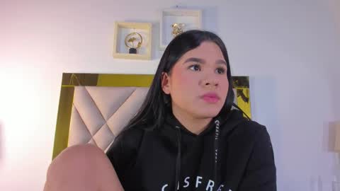 nicole_grace0 online show from September 19, 12:20 pm