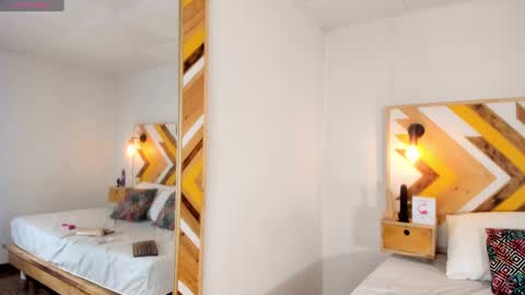 Nicole Haley online show from March 7, 11:40 am