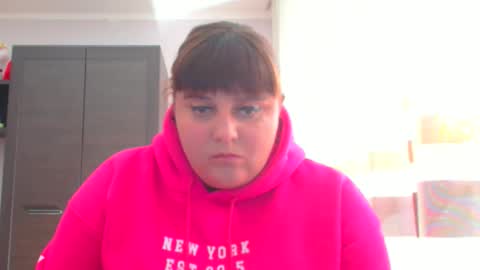 Snapshot of nicole_red__ chatting on October 2, 9:30 am Nicole online show from October 2, 9:30 am