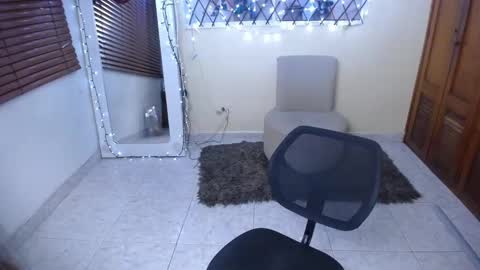 Nicole Santana online show from January 9, 11:10 pm