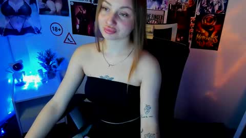 Nicole online show from October 12, 6:50 am