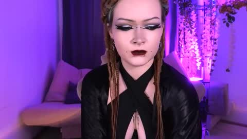 Snapshot of nicolefloret chatting on March 12, 5:57 am Nicole online show from March 12, 5:57 am