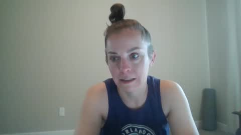 Nicole online show from February 8, 8:53 pm