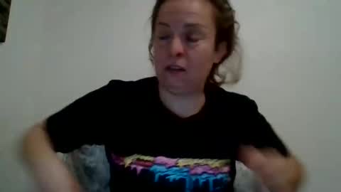 Nicole online show from April 16, 10:37 am