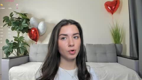Snapshot of nicoleluuv chatting on March 9, 4:11 pm Dua Lipa online show from March 9, 4:11 pm