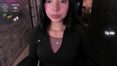 NicolRoss online show from November 5, 5:26 pm