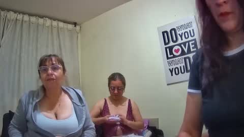 Snapshot of nicoltatiana_ chatting on September 29, 11:26 pm nicoltatiana_ online show from September 29, 11:26 pm