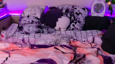 Night angel online show from March 25, 5:52 pm