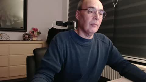 nightkeeper63 online show from October 13, 11:40 pm