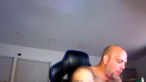 nightlifecouple online show from September 17, 2:59 am