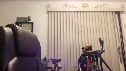 nightmoves1970 online show from September 9, 2:33 am