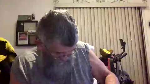 nightmoves1970 online show from March 5, 4:21 am