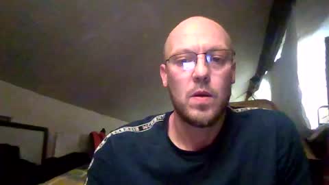 nighttime online show from March 6, 9:09 pm