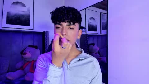 niick_twink online show from October 21, 8:23 pm