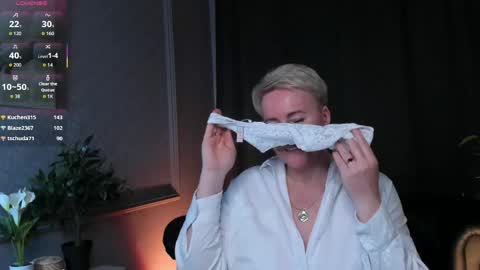 Nika online show from April 25, 1:52 pm