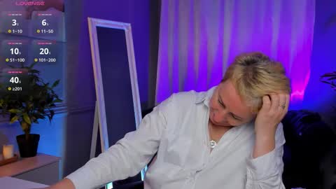 Nika online show from November 9, 9:57 am