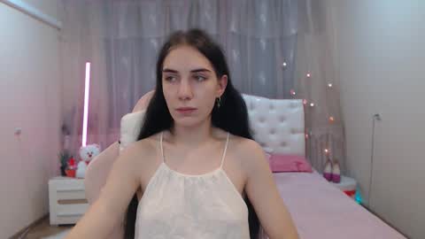 nikastarkk online show from November 13, 8:55 pm