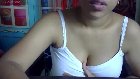 Snapshot of nike_aj chatting on September 12, 9:44 am Nike online show from September 12, 9:44 am