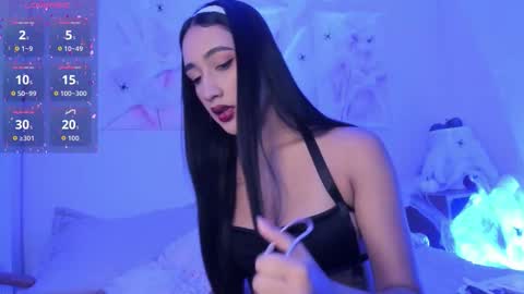    online show from October 22, 7:26 pm