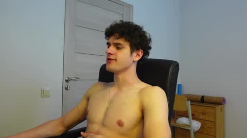 nikki online show from March 31, 2:50 pm