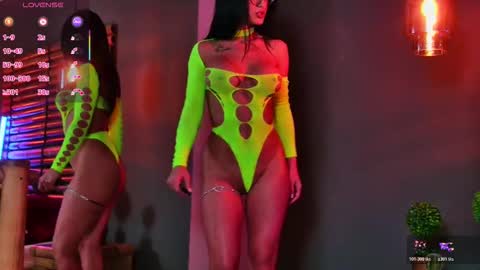 Nikki online show from November 14, 8:22 pm