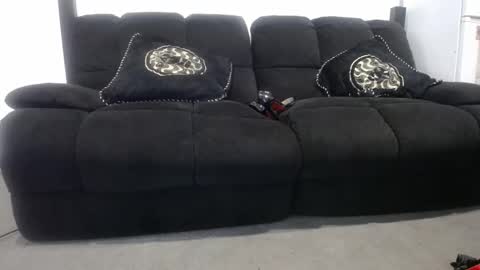 Niquita Sparkles online show from March 2, 8:10 am