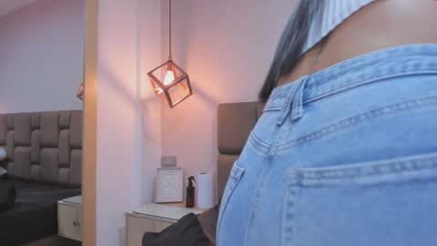 Snapshot of nikkii_vegaa chatting on October 1, 4:11 am Nikki online show from October 1, 4:11 am